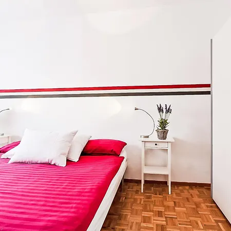 Junior Suite-7 By Interhome Lejlighed *